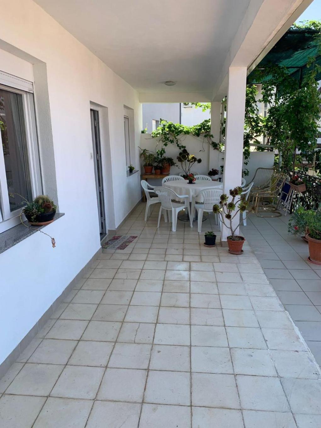 Apartments Josip - With Parking Рогозница Экстерьер фото